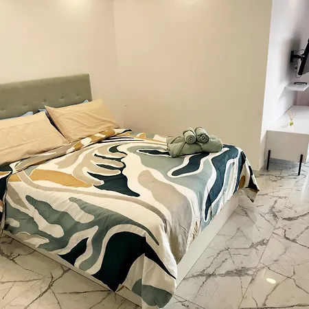 - Air Conditioning And Pool